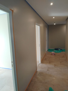 Photo de galerie - Peinture couloir et plafonds 