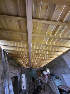 Photo de galerie - Changement de charpente, pose d'un lamellé collé de 13ml , pose de chevrons, volige , film sous toiture, et tuile , reprise sur toiture existante sur Villenave d'Ornon
