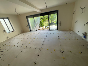 Photo de galerie - Pose de carrelage au sol 120 × 120 cm