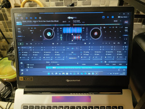 Photo de galerie - DJ - Disc Jockey