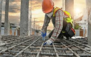 Photo de galerie - Dalle, chape, enduit, crépi, piscine béton, ceinture, murette, mur, garage, montage portail, poteaux, enduit façade, ravalement, taille pierre, pose pavé au sol, margelle, chapeaux, etc..