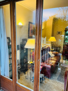 Photo de galerie - Nettoyage de vitres chez un client