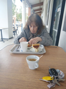 Photo de galerie - Avs auxiliaire de vie aide à la personne à domicile 