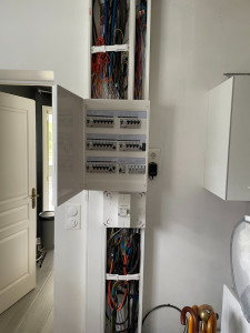 Photo de galerie - Rénovation électrique - pose GTL et nouveau tableau de répartition 