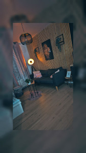 Photo de galerie - Création salon parquet / mur tasseaux en bois

 fait main / déco 