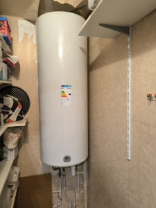 Photo de galerie - Remplacement ballon tout marque et pose le chauffe-eau au plat