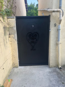 Photo de galerie - Fabrication portail entré 2mx1.20 .