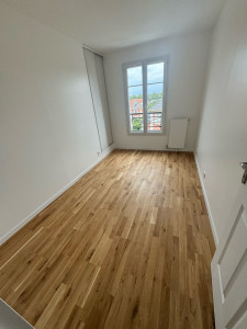 Photo de galerie - Pose parquet et peinture 