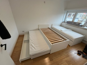 Photo de galerie - 2 lits avec tiroirs + rangement 