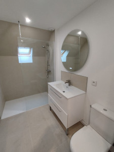 Photo de galerie - Rénovation complète d'une salle de bain