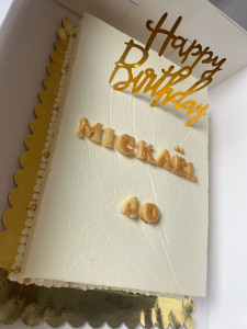 Photo de galerie - Entremet 2 chocolats croquant dacquoise