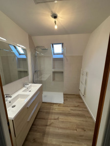 Photo de galerie - Installation appareil sanitaire salle de bain 