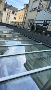 Photo de galerie -  Nettoyage de vitres 