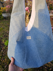 Photo de galerie - Sac fait main à partir de jean recyclé