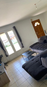 Photo de galerie - Un salon nettoyé