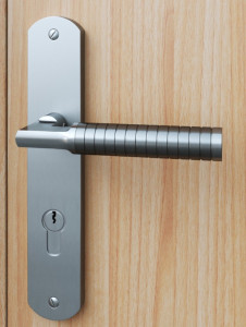 Photo de galerie - Changement poignet de porte , cylindre et serrure 