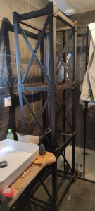 Photo de galerie - Fabrication d'une étagère style industriel Acier/Bois