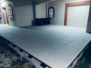 Photo de galerie - Carrelage sur plot 
