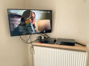 Photo de galerie - Fixation support tv 
