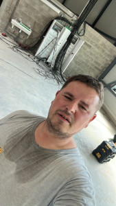 Photo de galerie - Installation armoire électrique 