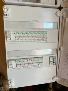 Photo de galerie - Mise en conformité tableau électrique