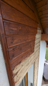 Photo de galerie - Ponçage, protection et peinture extérieure d'une façade en bois.