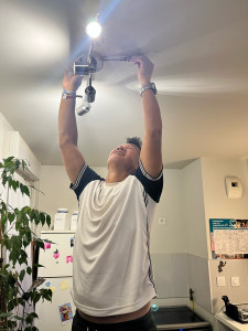 Photo de galerie - Accrochage et installation Luminaire 