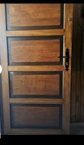 Photo de galerie - Rénovation d'une porte des annees 70