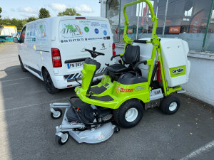 Photo de galerie - Tonte de pelouse - Débroussaillage