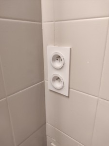 Photo de galerie - Rénovation de prise électrique dans salle de bain d'une simple passer au double
