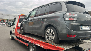 Photo de galerie - Remorquage voiture 