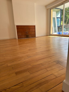 Photo de galerie - Ponçage et vitrification d’un parquet ancien