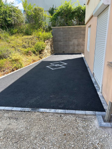 Photo de galerie - Bordure en pavé, enrobé avec motif 