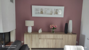 Photo de galerie - Touche de vieux rose sur quelques. panneaux de murs