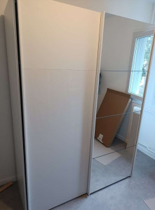 Photo de galerie - Armoire chambre double porte  avec  miroir 