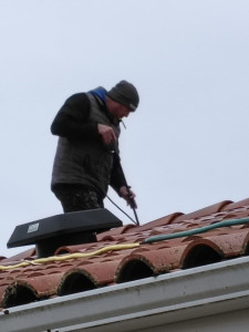 Photo de galerie - Nettoyage de toiture et façades 