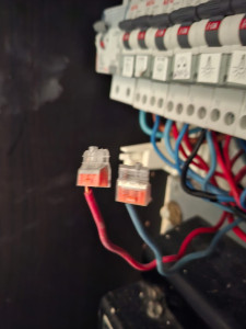 Photo de galerie - Mise en normes tableau électrique 