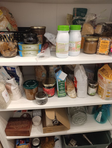 Photo de galerie - Nettoyage rangement vérification date périmée aussi 