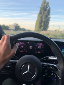 Photo de galerie - Nettoyage de voiture standard/ sport/luxe, livraison à votre domicile après la prestation fini