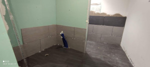 Photo de galerie - Pose carrelage mural 2