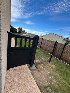 Photo de galerie - Clôture Grillage