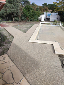 Photo de galerie - Allé en béton désactivé 
