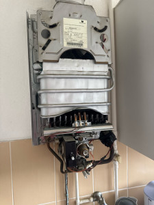 Photo de galerie - Dépannage d’un chauffe-bain 