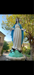 Photo de galerie - Réfection minutieuse d’une statue, ponçage, traitement anti-rouille et application des couleurs 