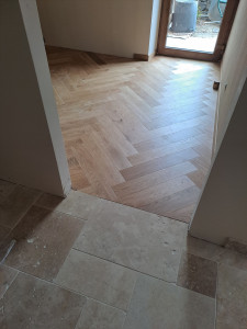Photo de galerie - Pose parquet en chevrons 
