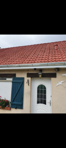 Photo de galerie - Goutiere en zinc et caisson PVC
