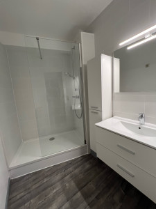 Photo de galerie - Rénovation complète de salle de bains 