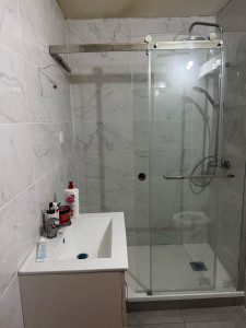 Photo de galerie - Rénovation salle de bain voir photo Avant est après 