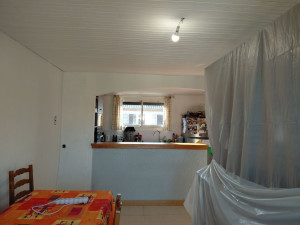 Photo de galerie - Murs et plafond lambris refaient pour cette salle à manger. L espace rend de suite plus grand. 