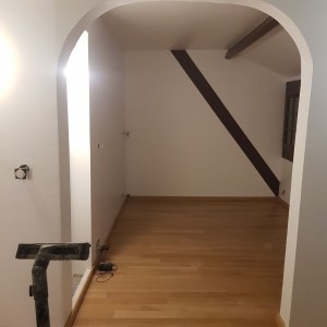 Photo de galerie - Creation arcade, peinture et parquet
